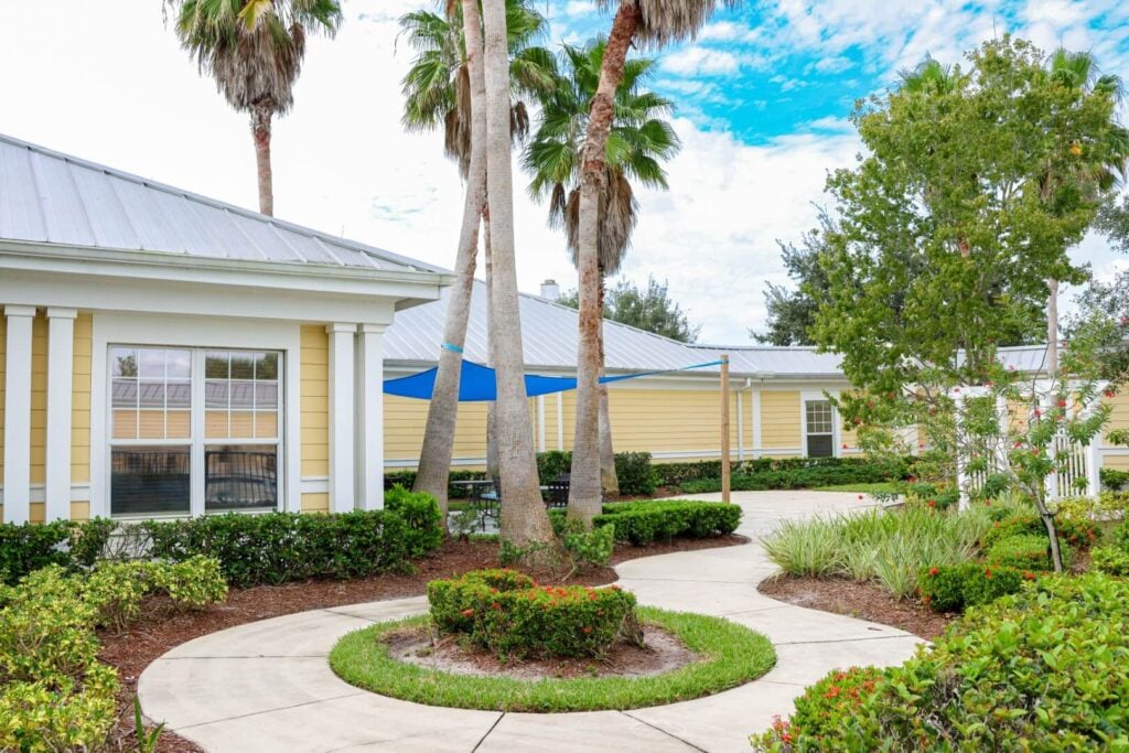 Beautiful Landscaped Courtyard at Assisted Living in Port Saint Lucie Florida